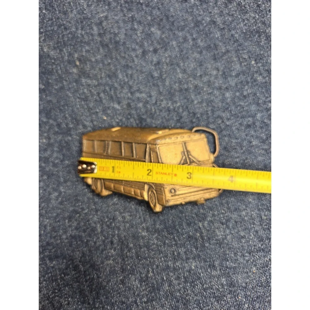 Unknown vintage solid